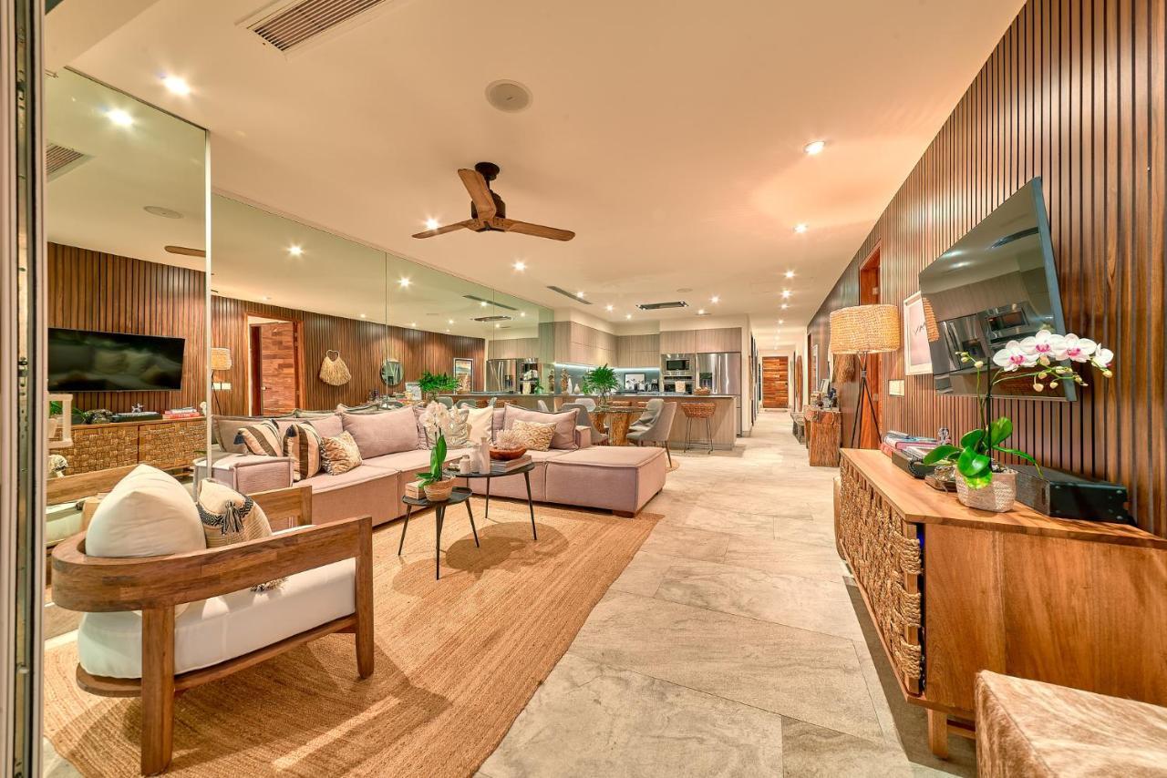 Maxwell Residences At Indah Puerto Vallarta Exterior photo